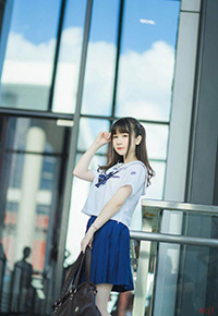 清纯可爱的萌妹子户外写真(9)