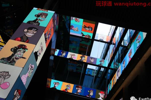 2022 年 ApeFest 期间纽约 17 号码头的自动扶梯